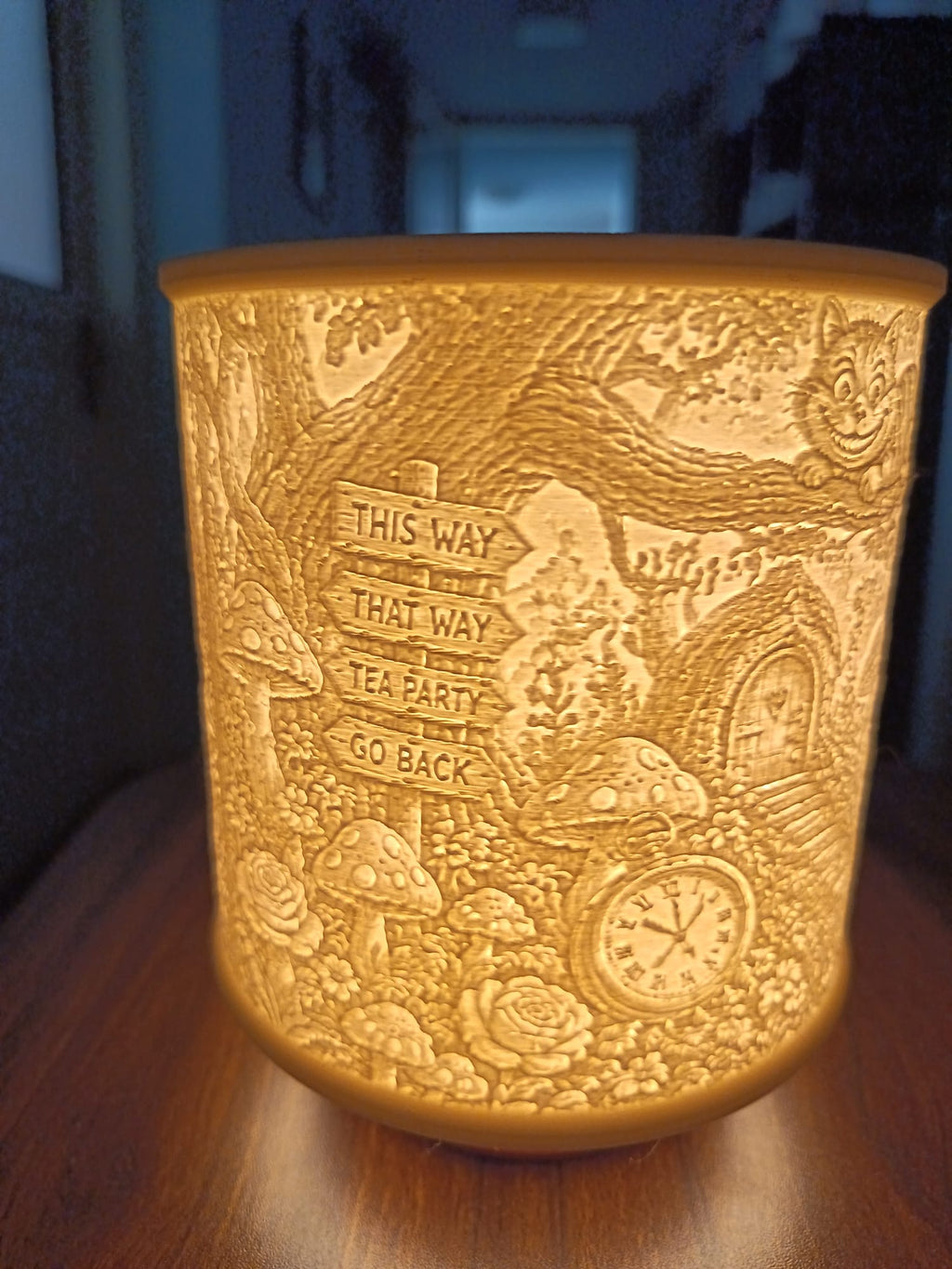 Alice in Wonderland Lithophane Lamp