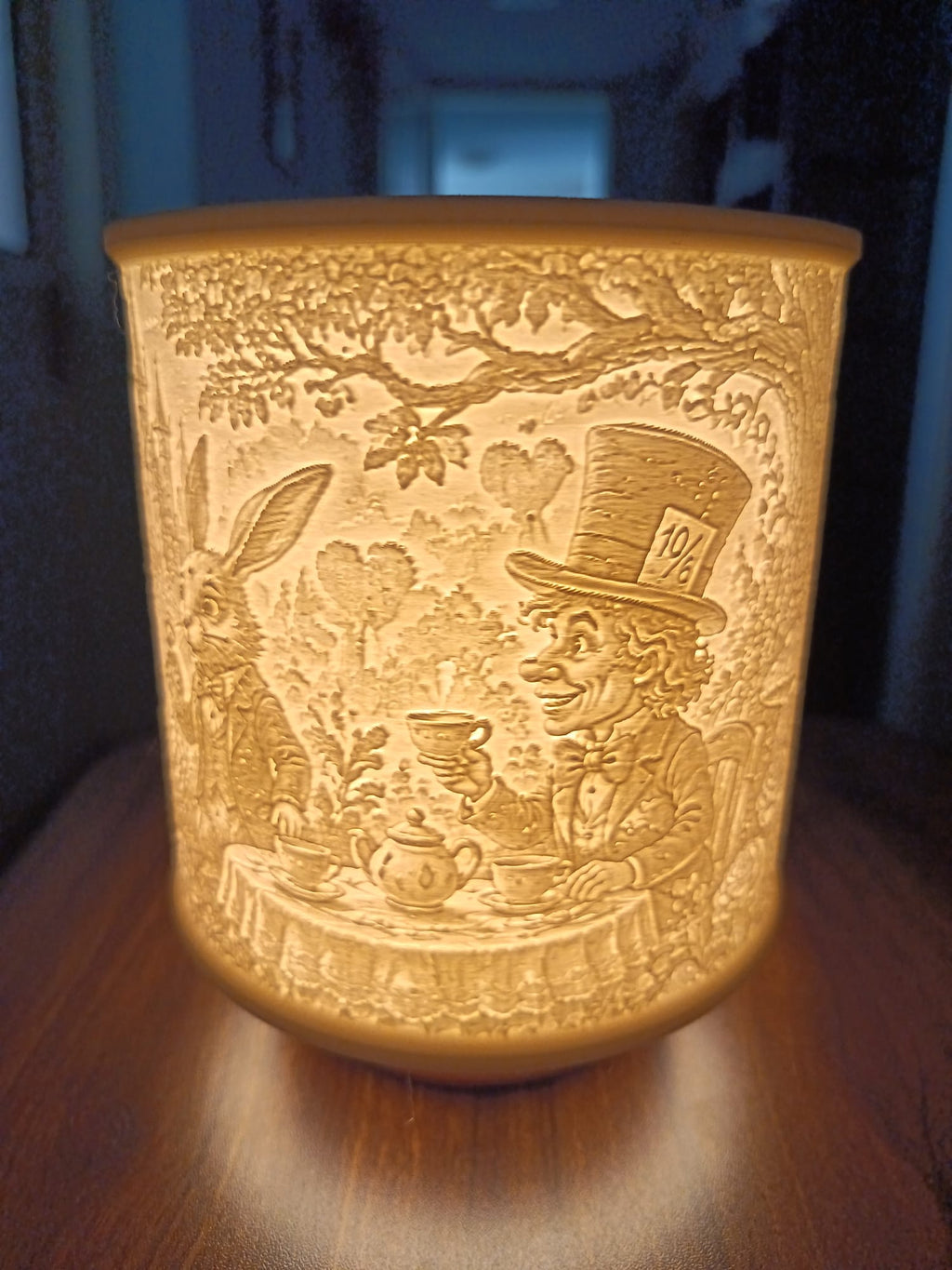 Alice in Wonderland Lithophane Lamp