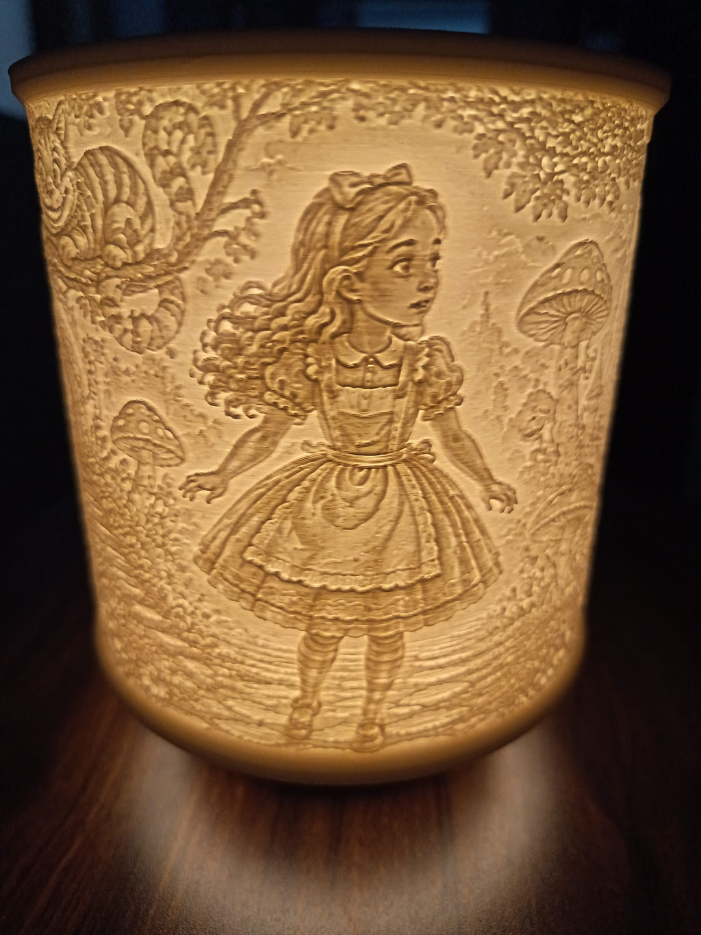 Alice in Wonderland Lithophane Lamp